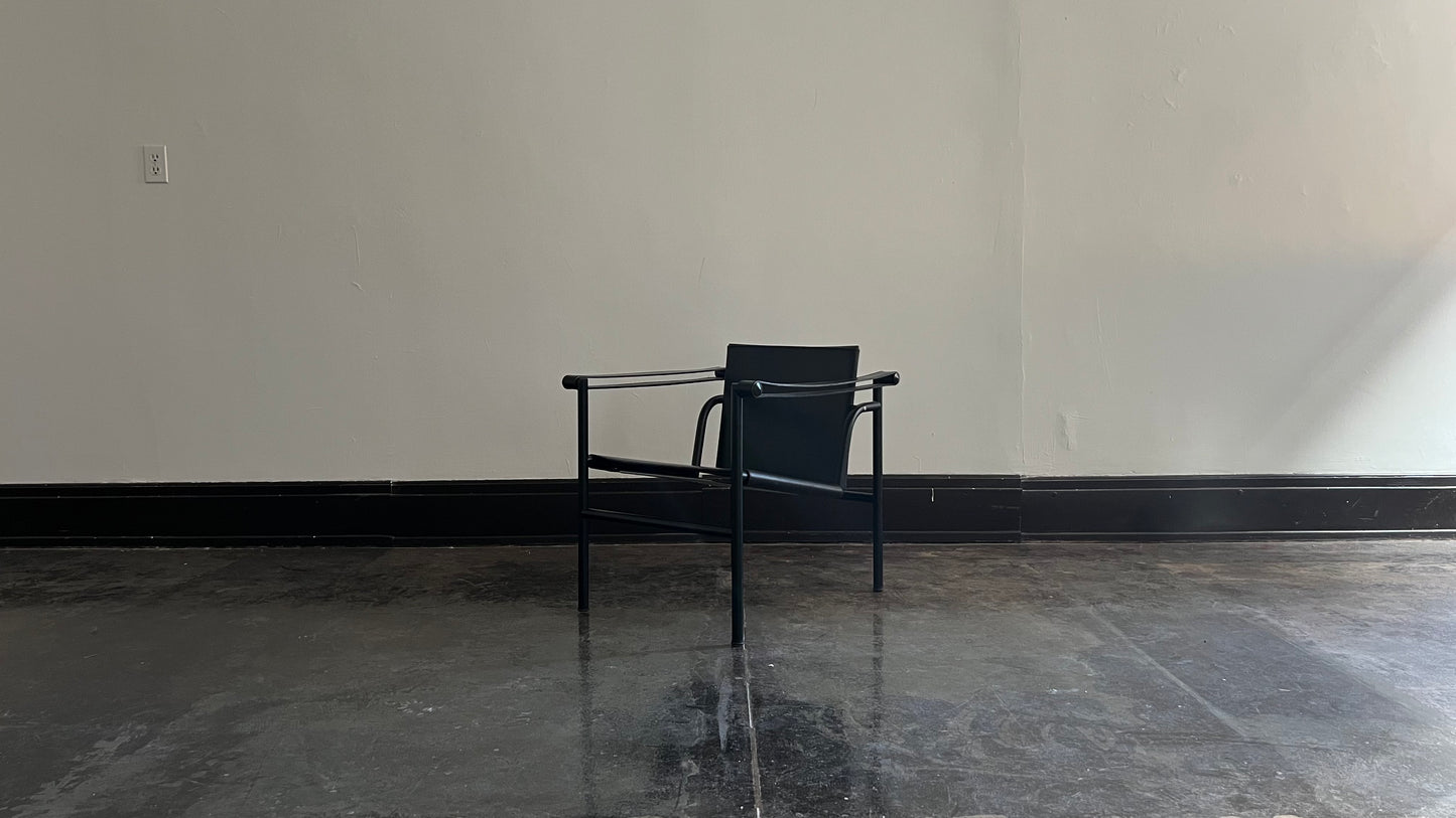 LC1 Chairs by Le Corbusier, Pierre Jeanneret, and Charlotte Perriand for Cassina (Pair)