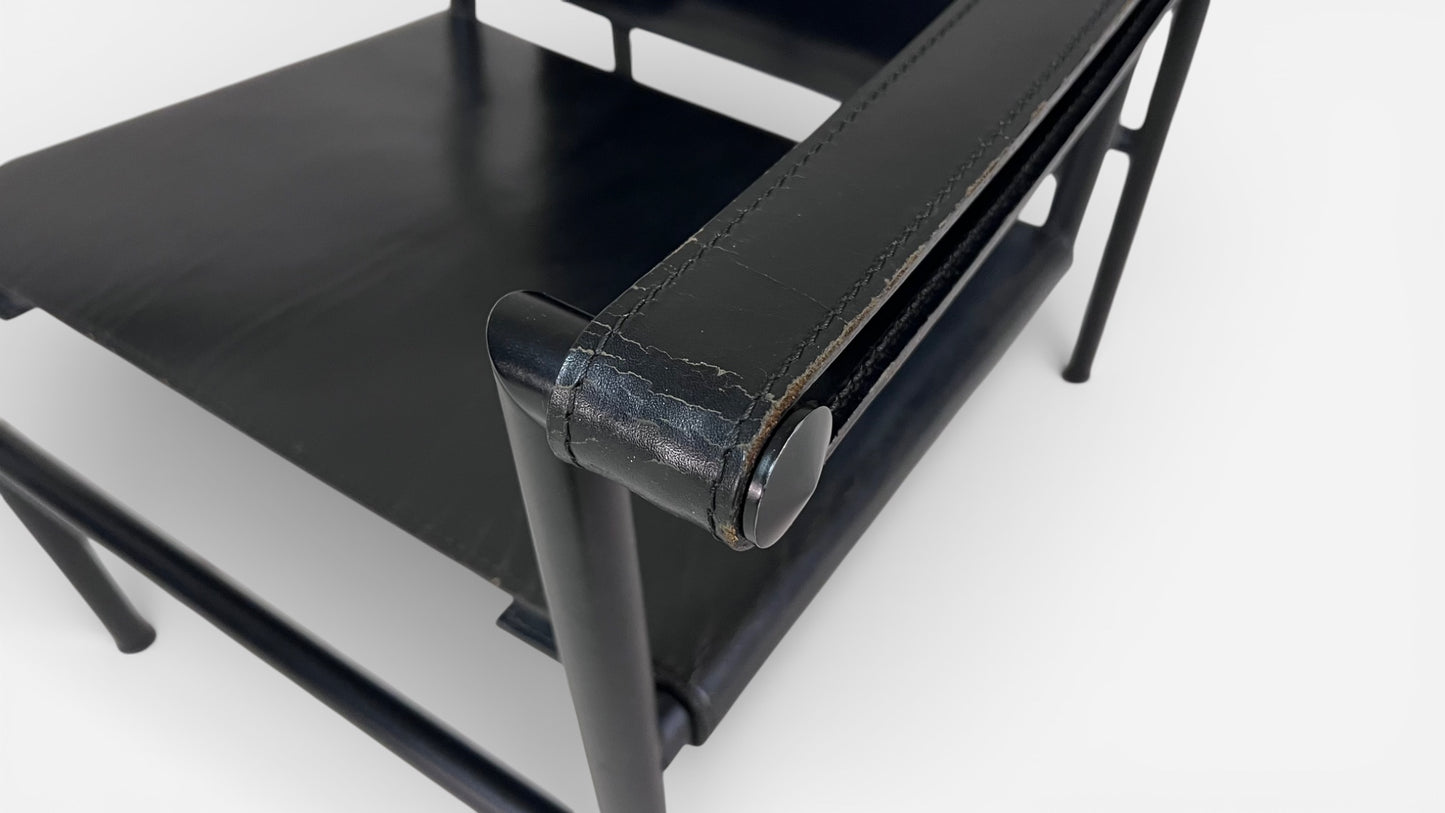 LC1 Chairs by Le Corbusier, Pierre Jeanneret, and Charlotte Perriand for Cassina (Pair)