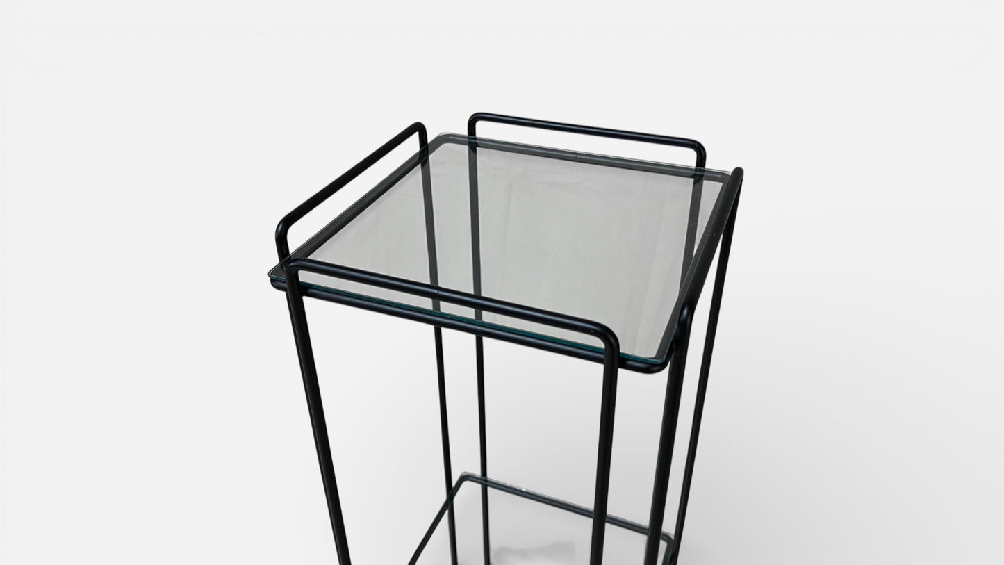 Isocele Pedestal