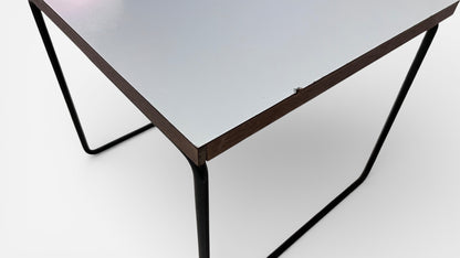 Volante Table