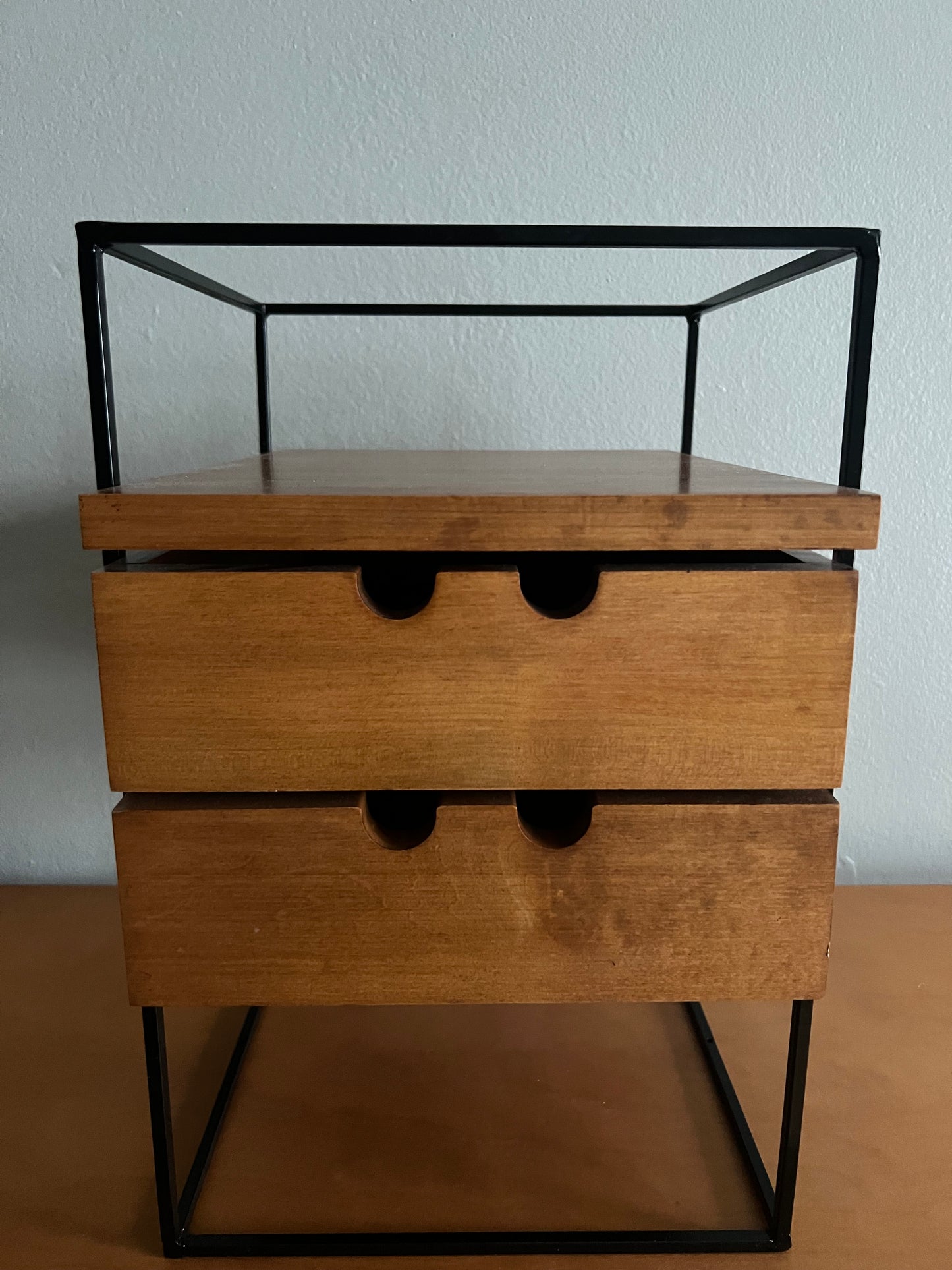 Planner Group Desk Organizer by Paul McCobb for Winchendon Furniture (2 of 2)