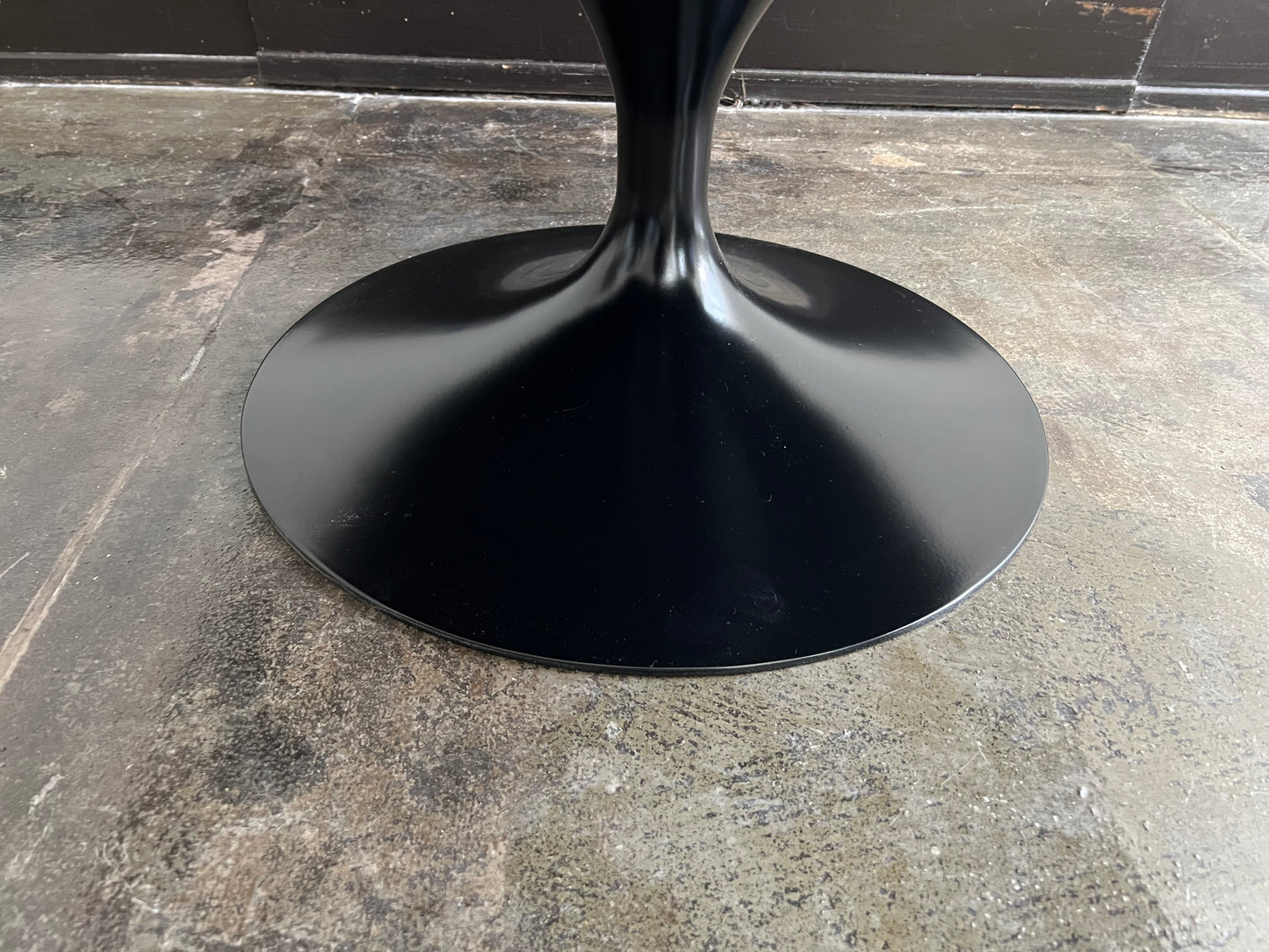 Eero Saarinen x Charlotte Perriand Tokyo Tulip Table