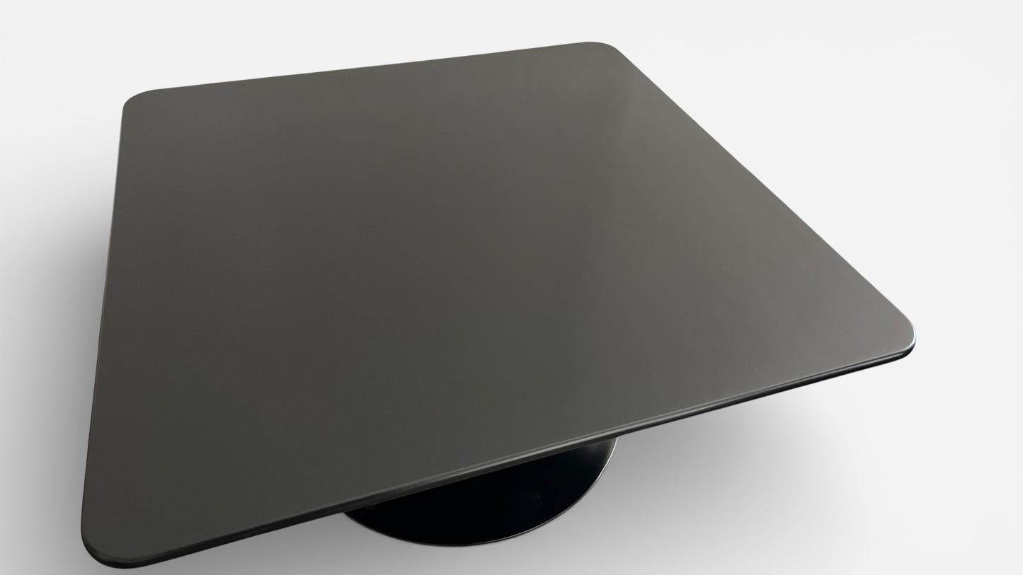 Eero Saarinen x Charlotte Perriand Tokyo Tulip Table