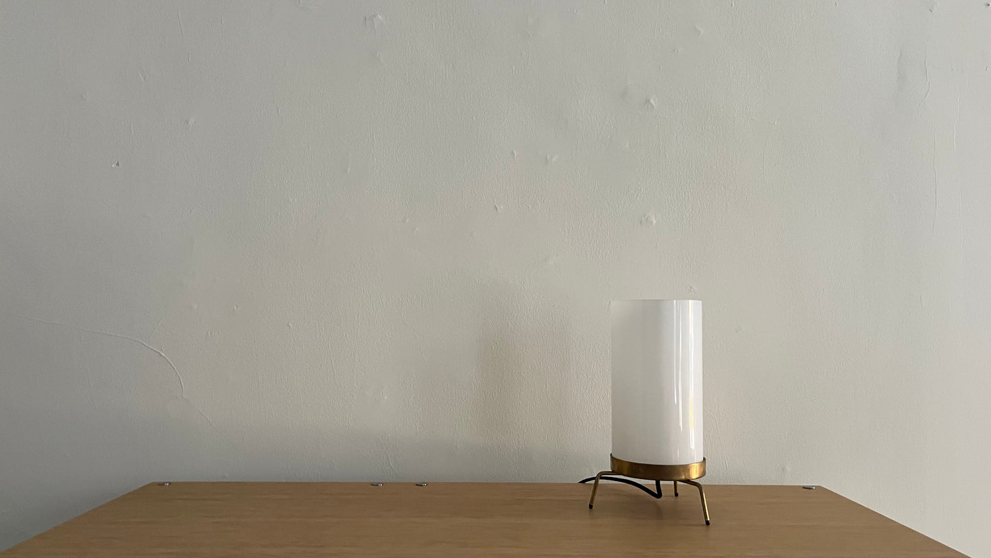 PM-02 Table Lamp by Paul McCobb re-edited by Fritz Hansen