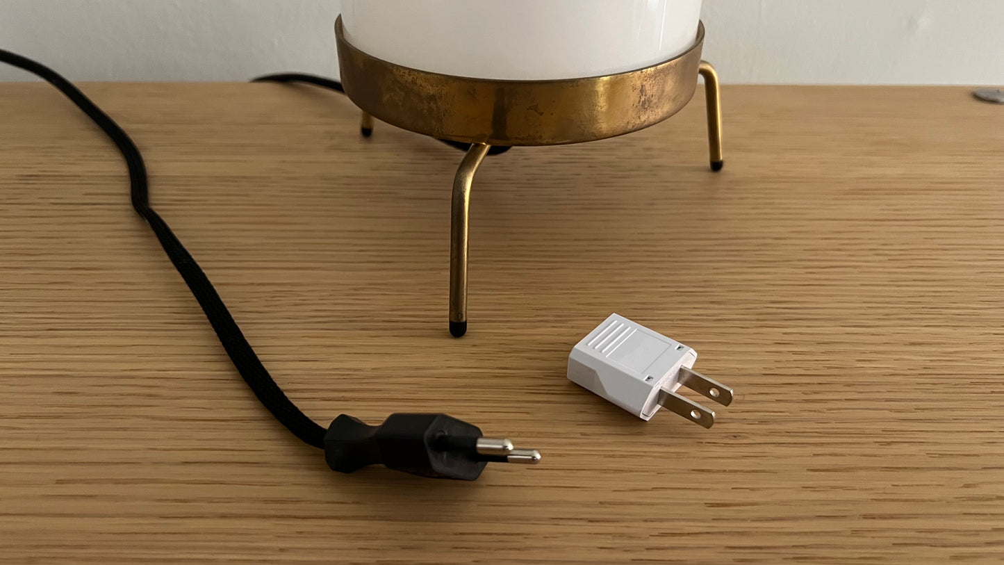 PM-02 Table Lamp by Paul McCobb re-edited by Fritz Hansen