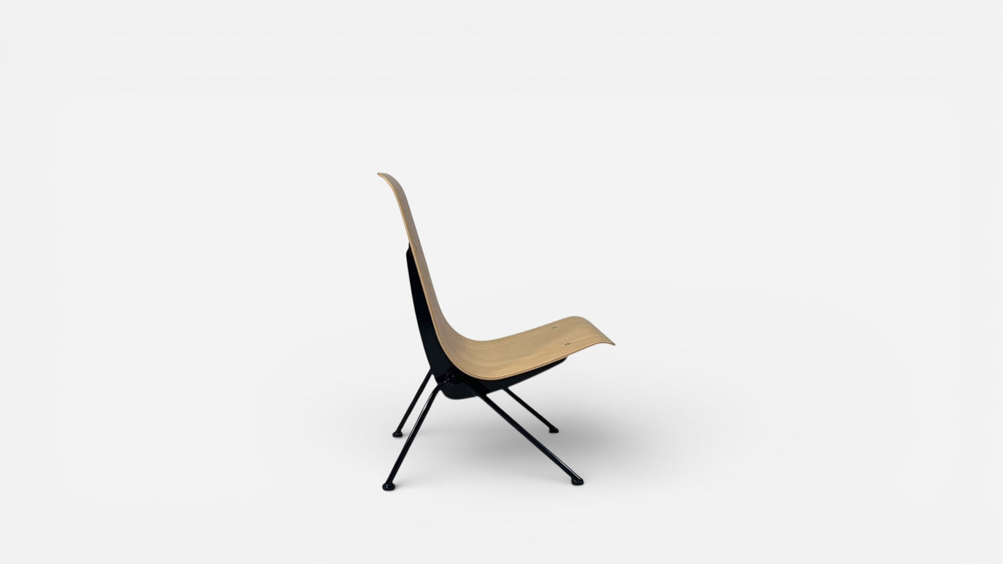 Antony Lounge Chair
